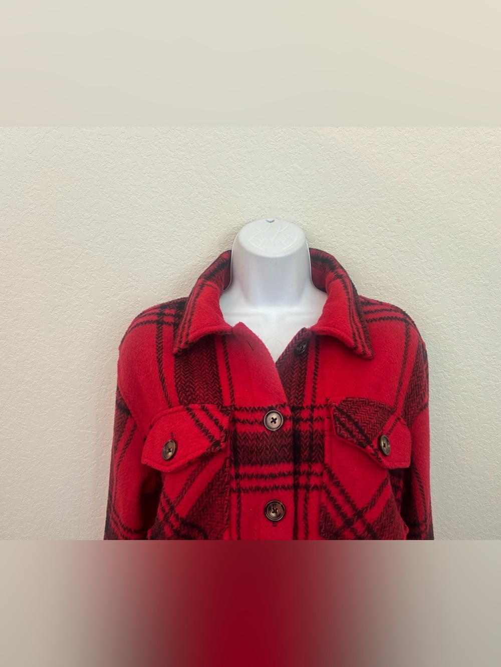 Time And Tru Heavy Duty Flannel Coat Womens M Red Black Plaid Button Pockets - Picture 2 of 9
